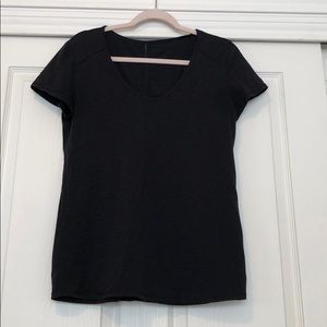 Lululemon Scoop Neck Tee
